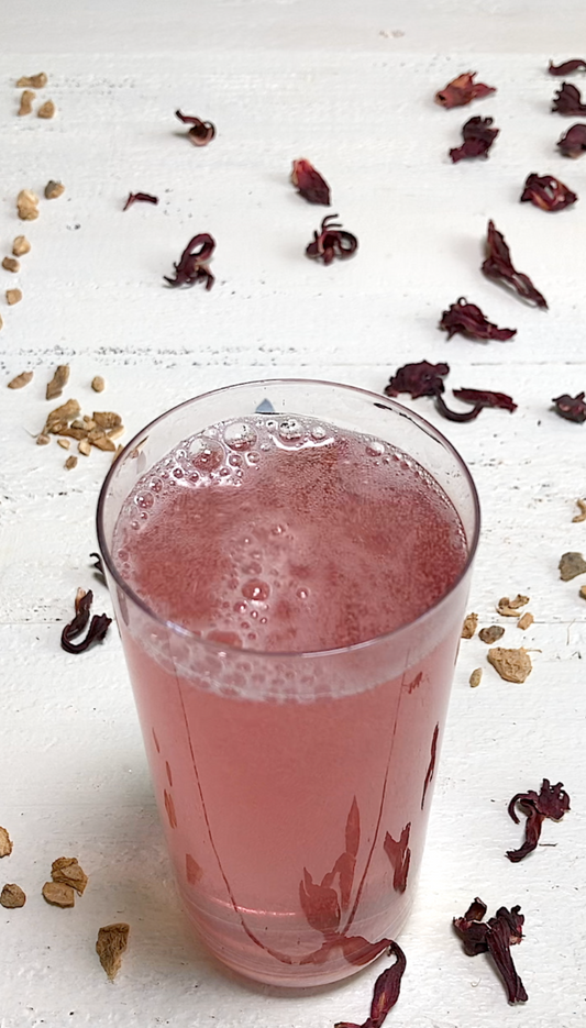 Hibiscus Ginger Tea With Sparkling Water