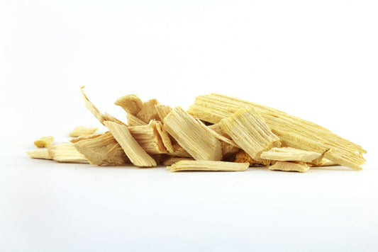 Pale quassia wood chips