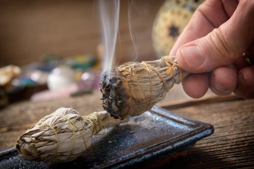 Studies Show Burning Sage Improves Air Quality and Boost Mood