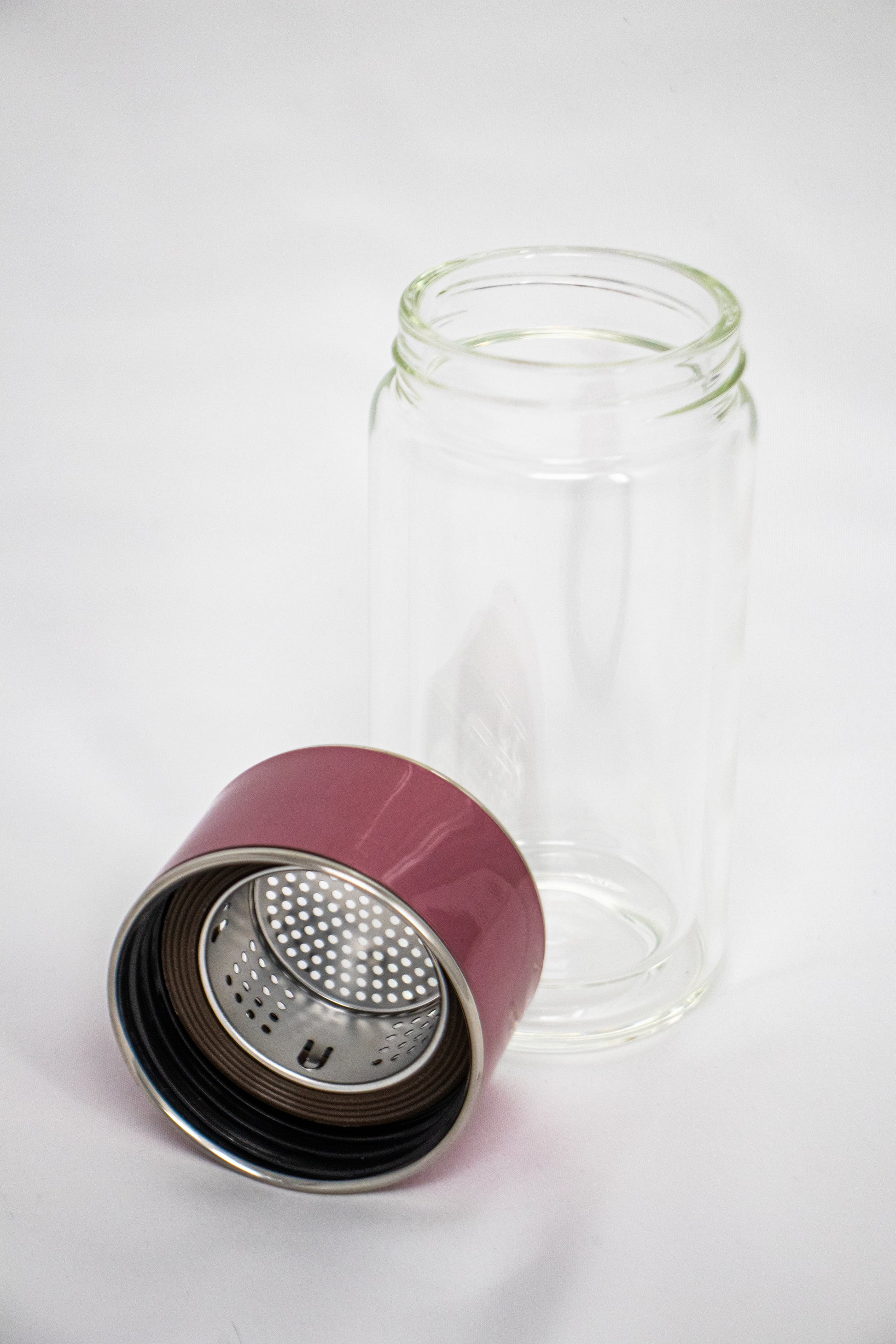 Glass Tea Strainer Leak-Proof, Tumbler Water Separation Tea Filter Cup 10 oz Pink